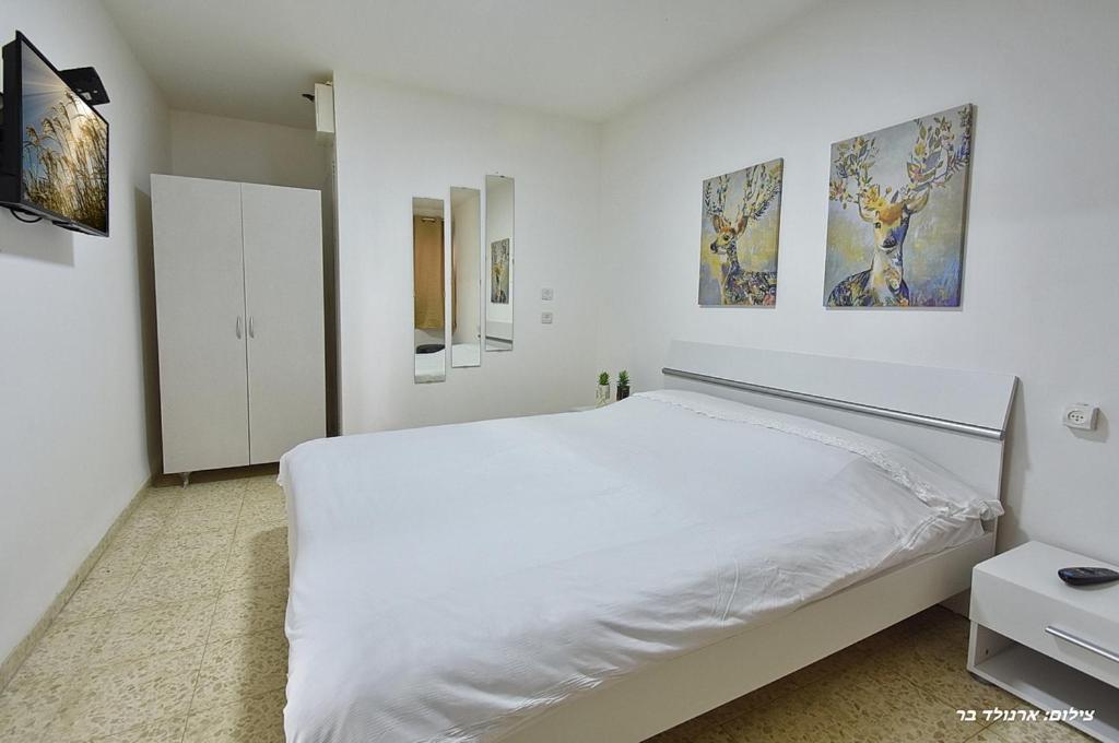סויטות אירוח מנות Apartamento Exterior foto