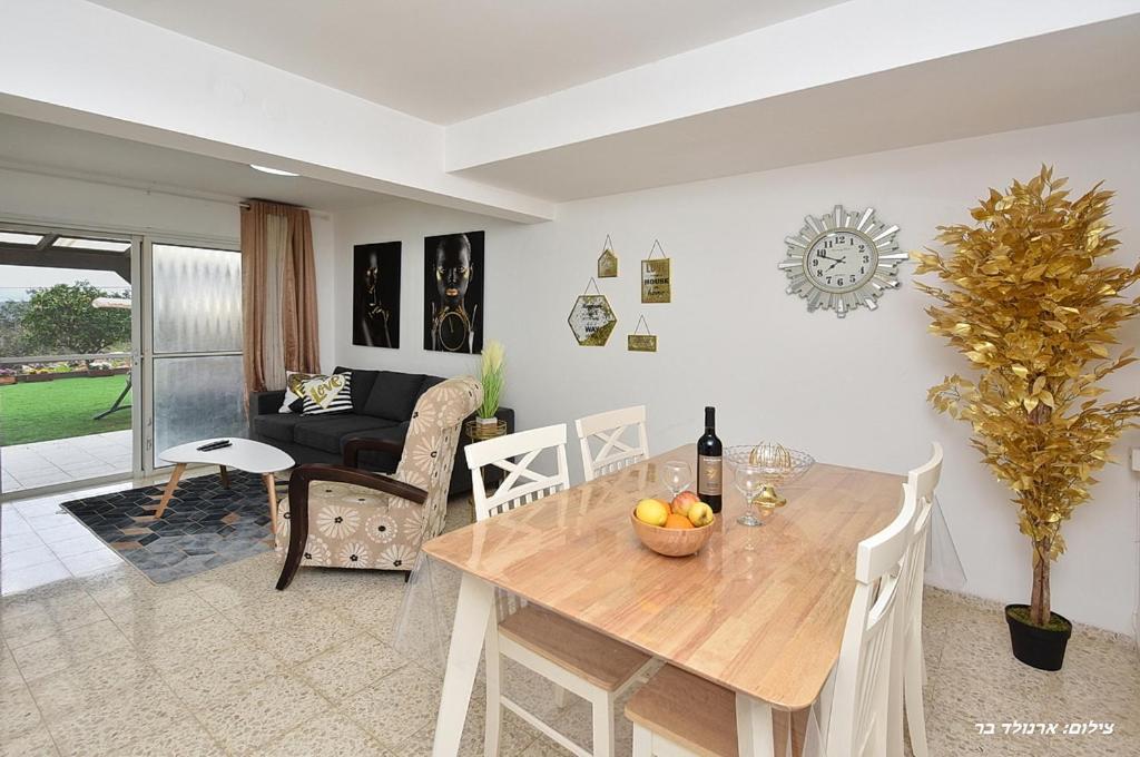 סויטות אירוח מנות Apartamento Exterior foto